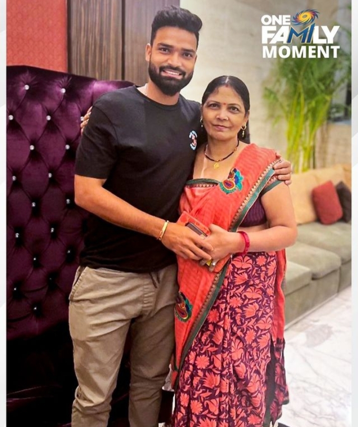 Mumbai Indians' Kumar Kartikeya Met His Family After 9 Years 3 Months