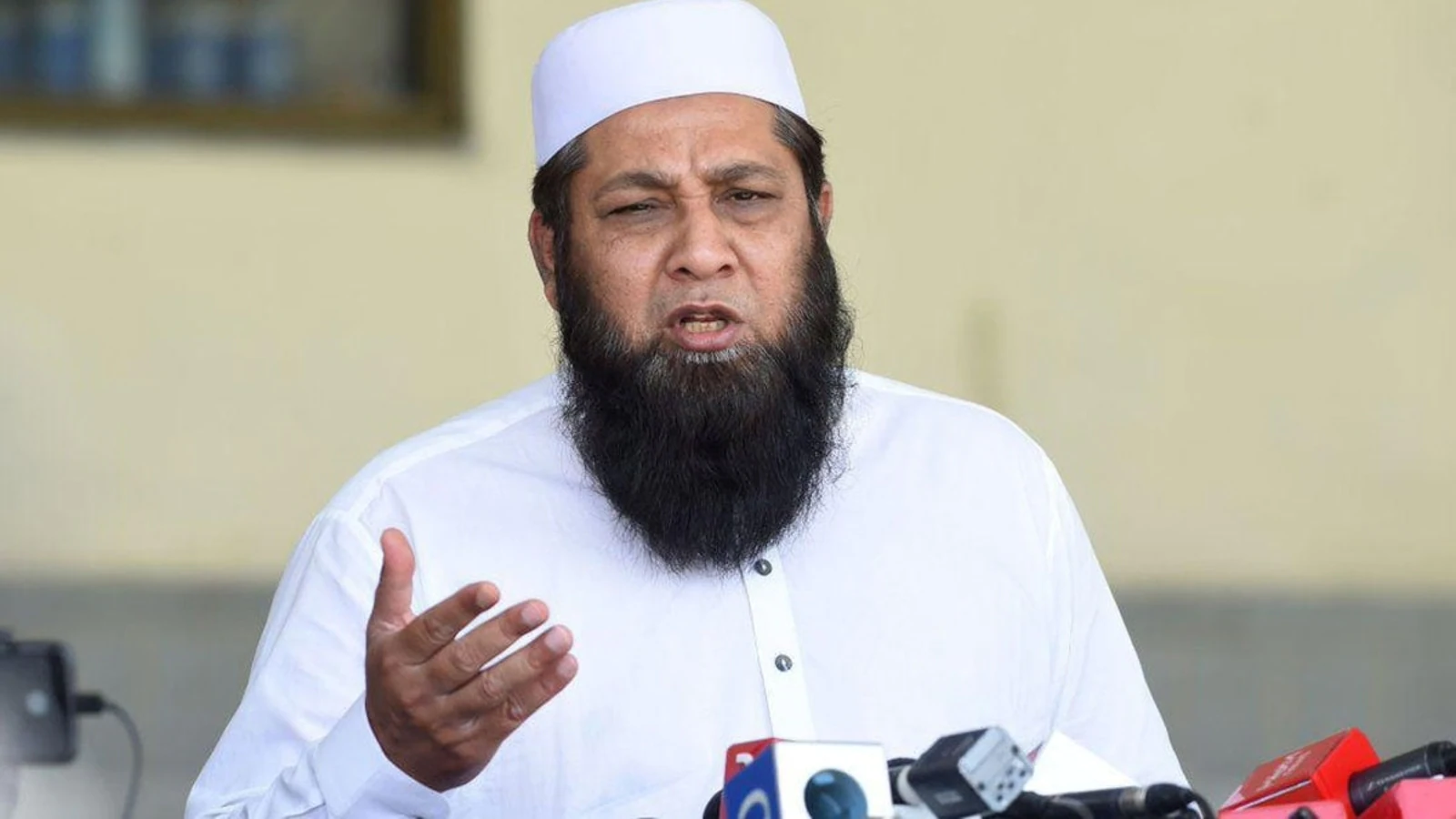 Inzmam-ul-haq says Bangladesh team was not right know what else he thinks.